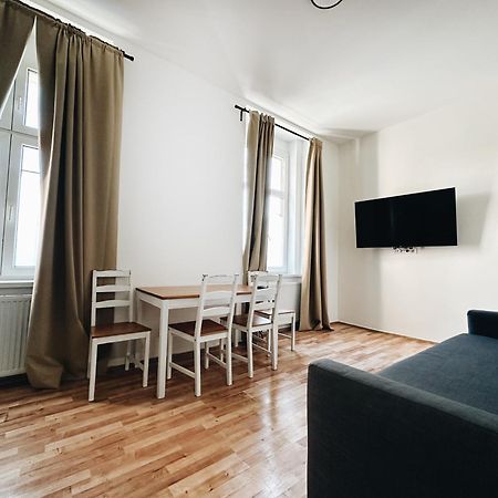 Appartement Crimson Charm à Prague Extérieur photo