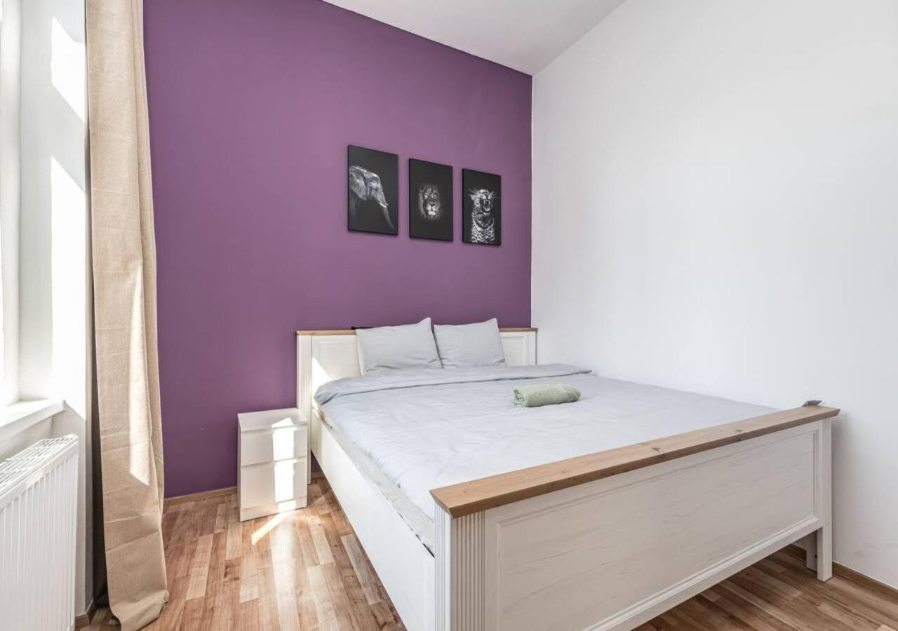 Appartement Crimson Charm à Prague Extérieur photo