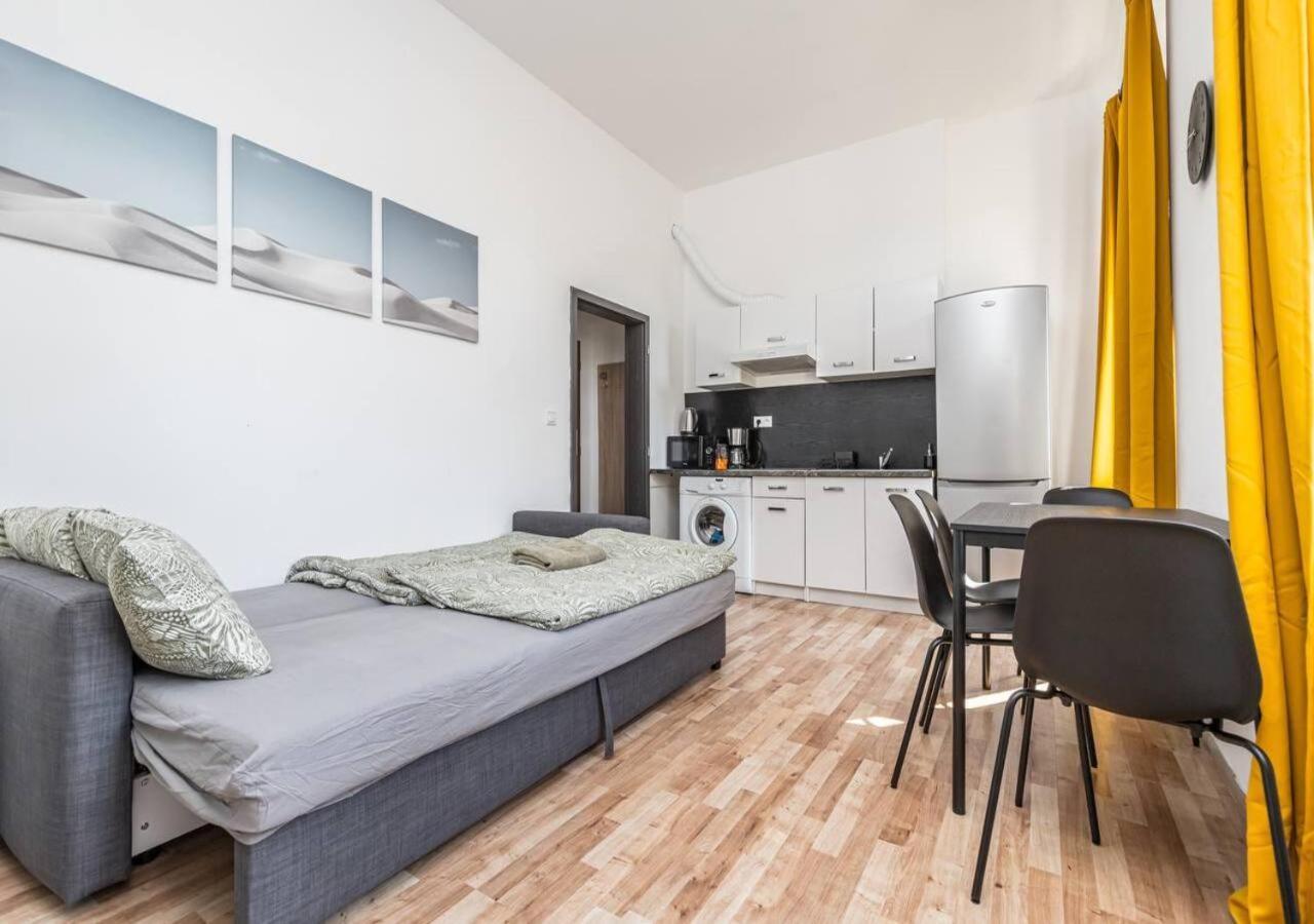 Appartement Crimson Charm à Prague Extérieur photo