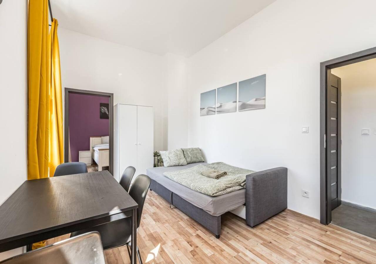 Appartement Crimson Charm à Prague Extérieur photo